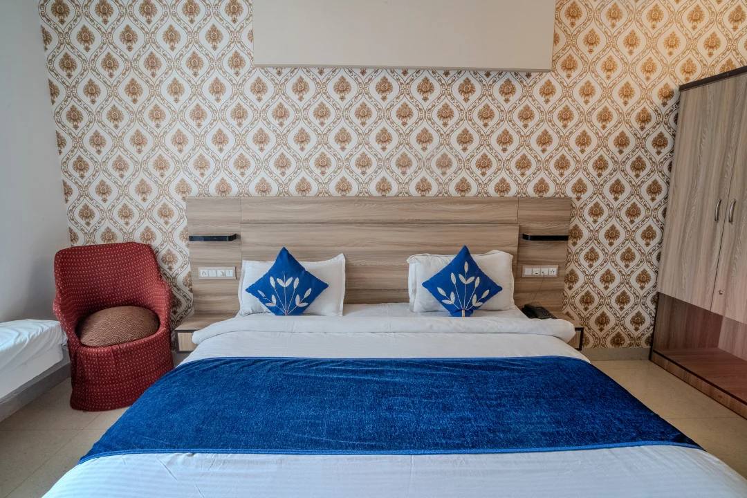 Rooftop View Hotel Kalyan Vilas